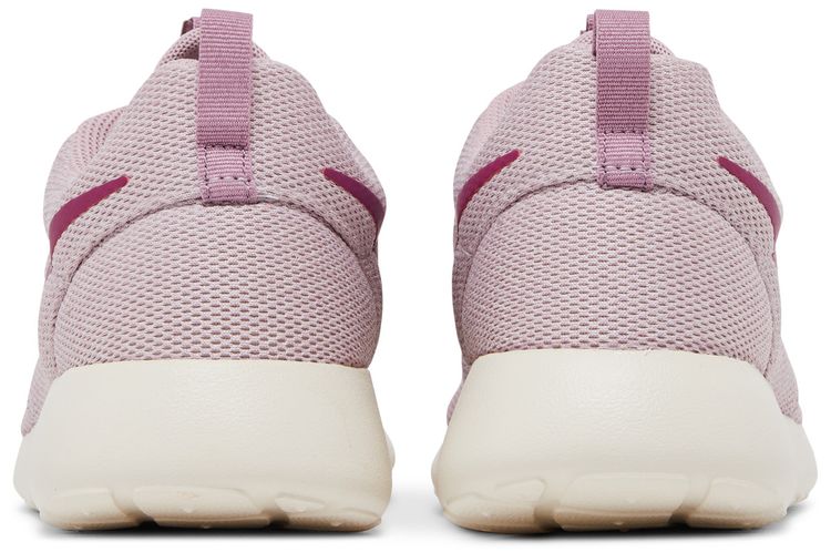 Nike Wmns Roshe One Plum Chalk