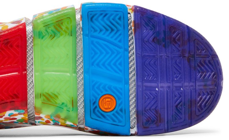 Zoom LeBron 4 Fruity Pebbles 2024