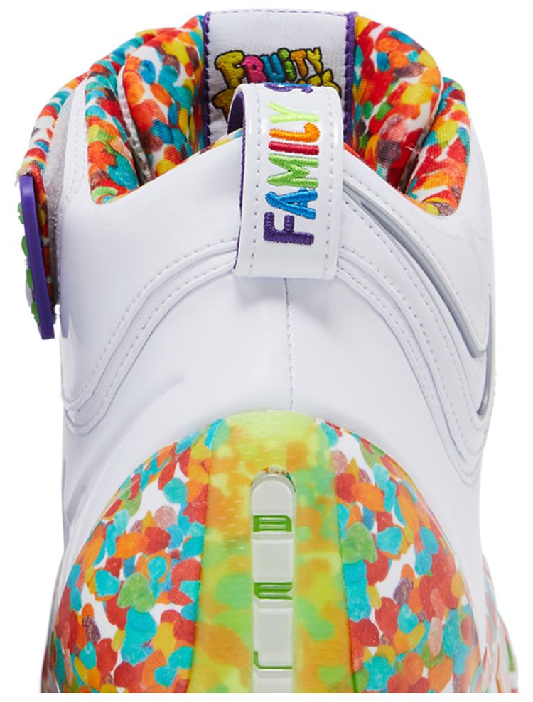 Zoom LeBron 4 Fruity Pebbles 2024