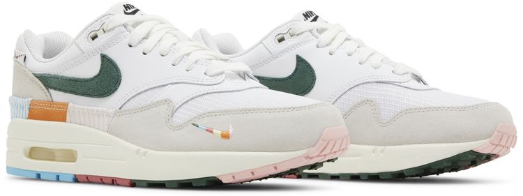 Nike Wmns Air Max 1 All Petals United