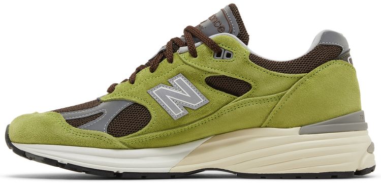 Danielle Cathari x 991v2 Made in England Matcha