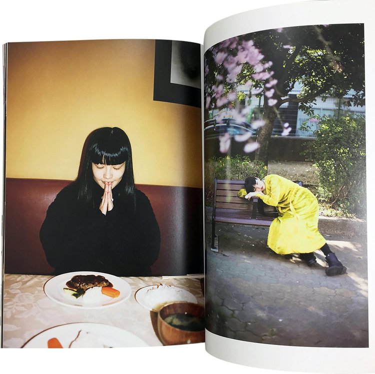 Kozue 20172018 By Akimoto Kozue First Edition