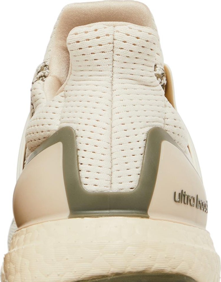 UltraBoost 10 Aluminium Wonder Beige