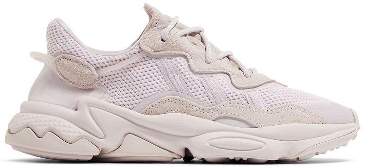 wmns ozweego