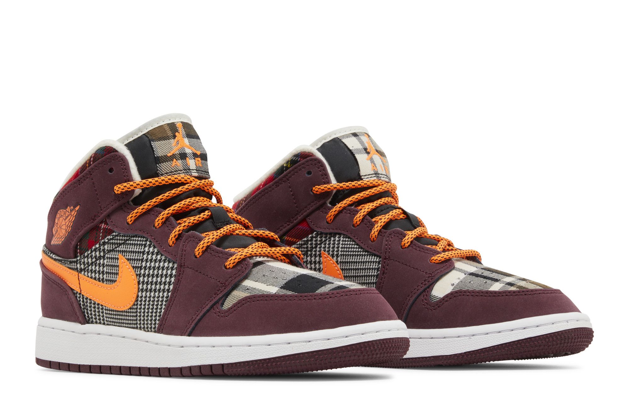 Size 4.0 Air Jordan 1 Mid SE GS Plaid