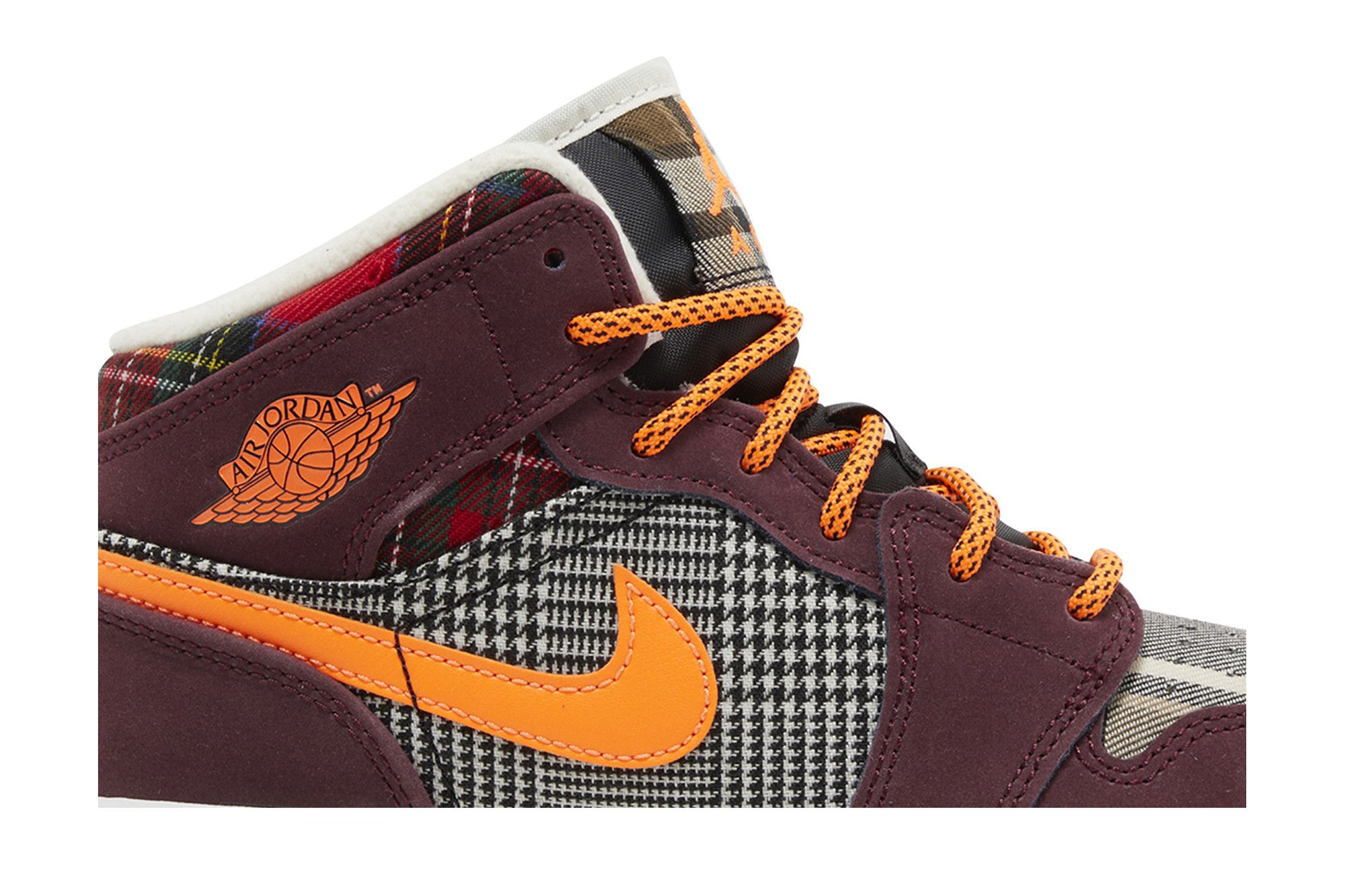 Size 4.0 Air Jordan 1 Mid SE GS Plaid