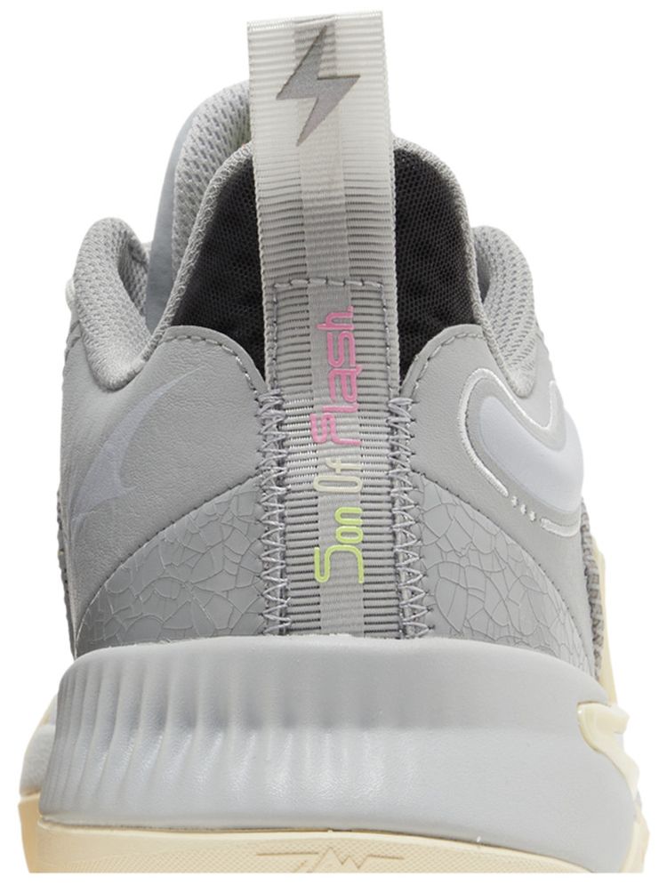 Li Ning Wade Son of Flash Grey Boy