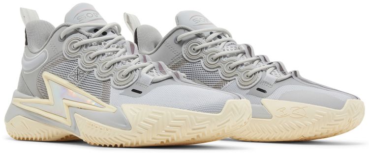 Li Ning Wade Son of Flash Grey Boy