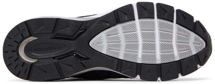 New Balance Wmns 990v5 Made in USA Navy Silver