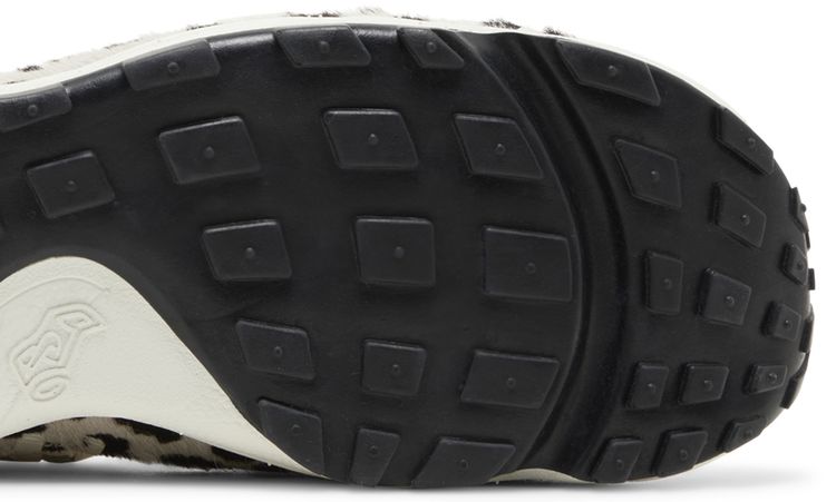 Wmns Air Footscape Woven White Cow Print