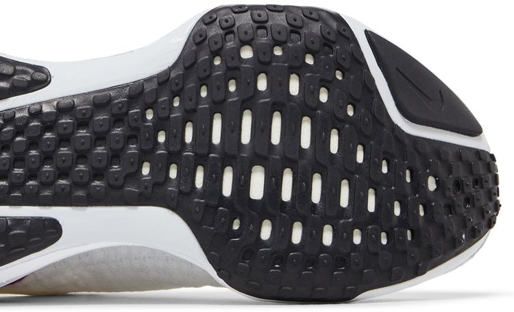 Nike Wmns ZoomX Invincible 3 White Vivid Purple