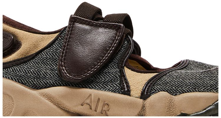 Nike Wmns Air Rift Boulder Zigzag