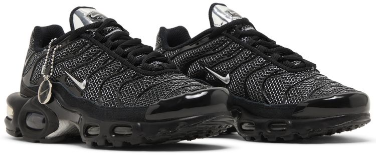 Nike Wmns Air Max Plus Black Metallic Silver