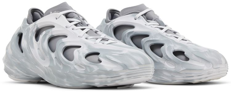 adiFOM Q Dash Grey