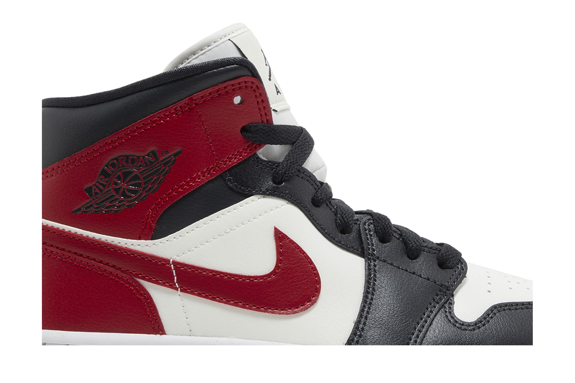 Buy Wmns Air Jordan 1 Mid 'Black Toe' - BQ6472 160 | GOAT