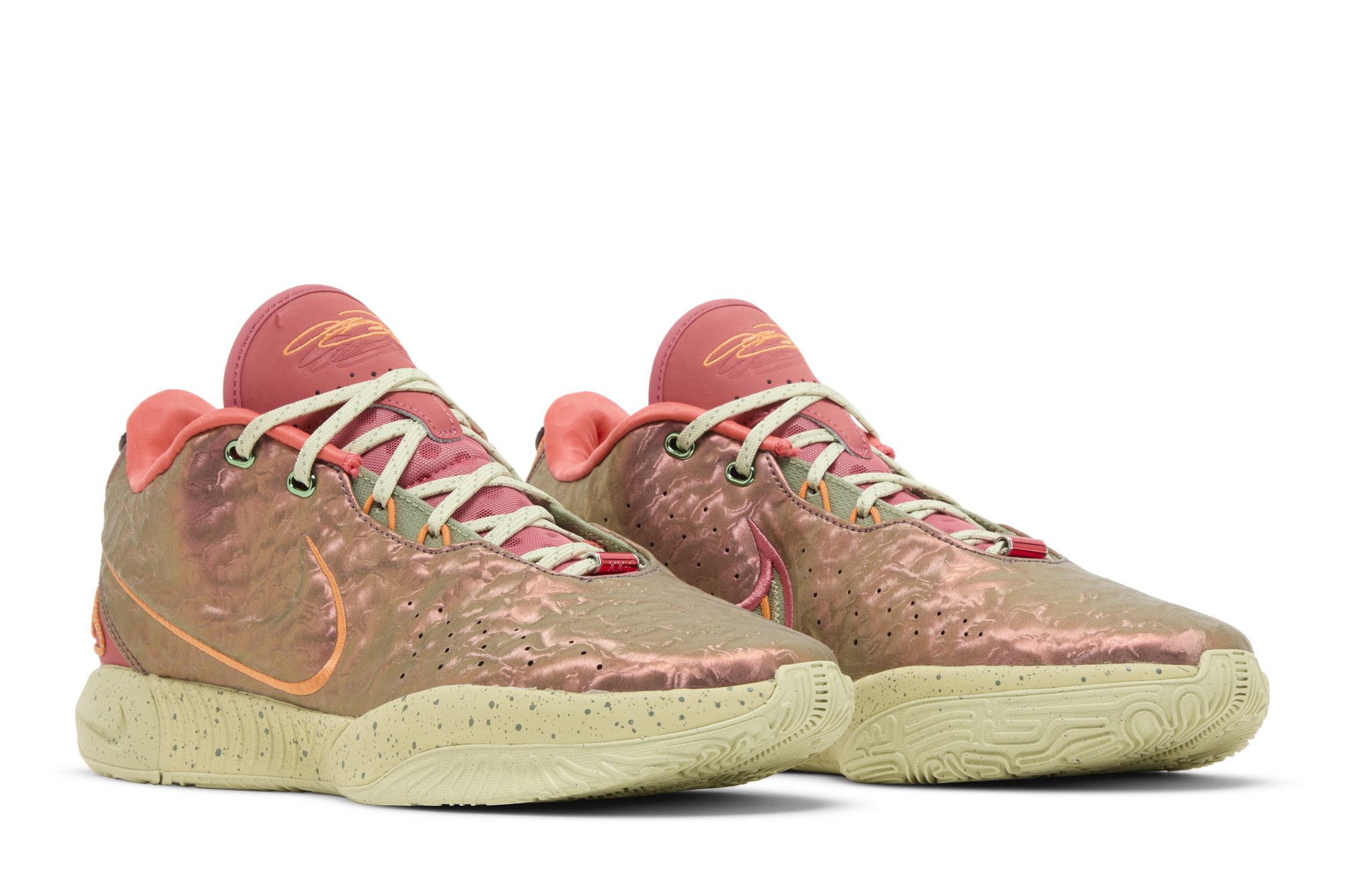 Buy LeBron 21 'Queen Conch' - FN0708 800 | GOAT