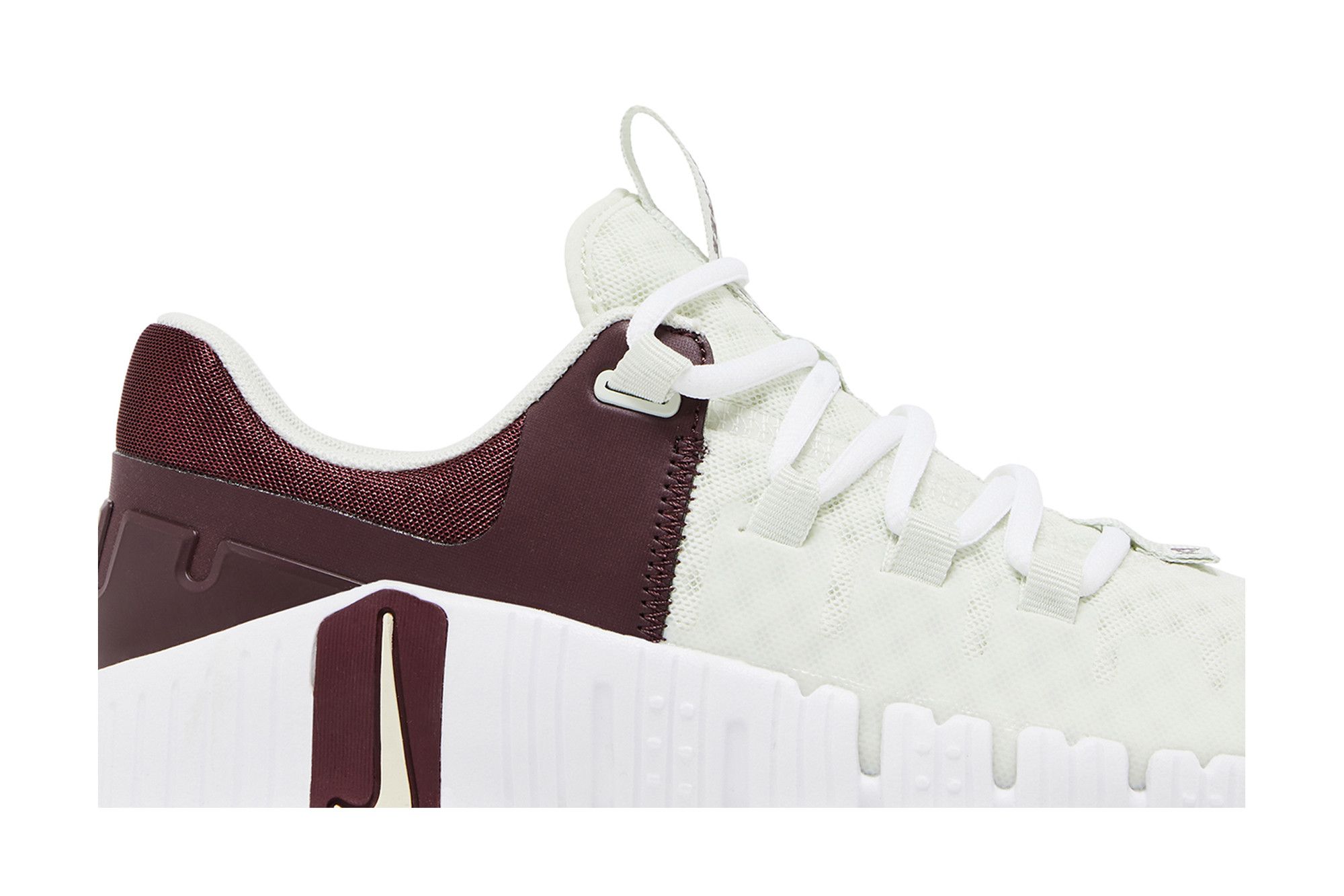 Buy Nike Wmns Free Metcon 5 'Sea Glass Burgundy Crush' - FN7099