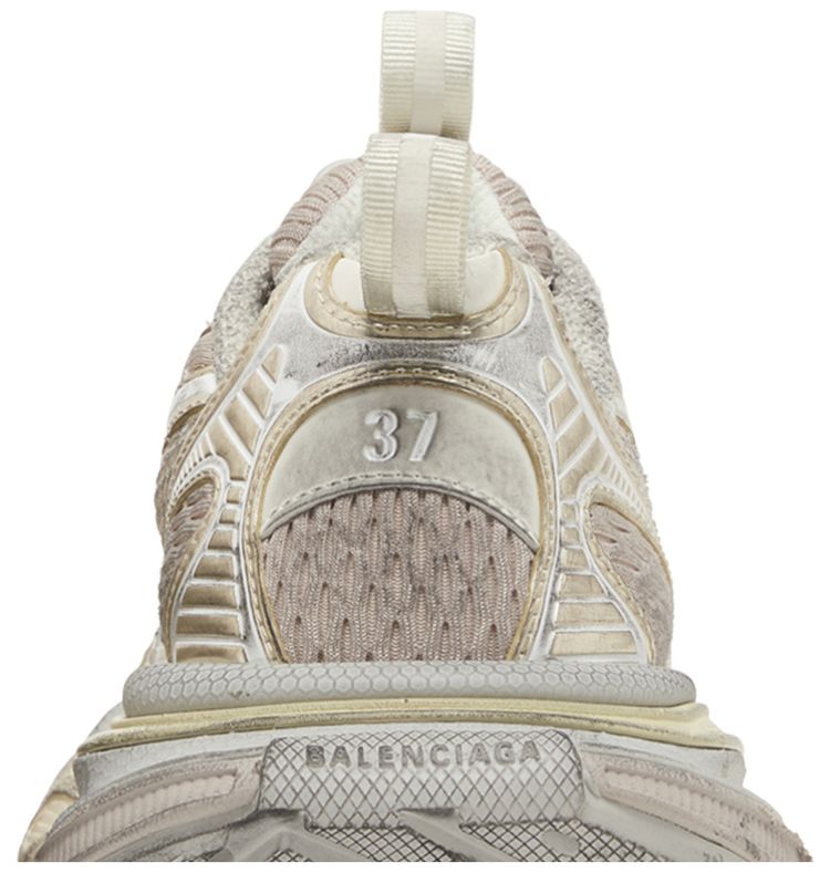 Balenciaga Wmns 3XL Sneaker Worn Out   Light Beige