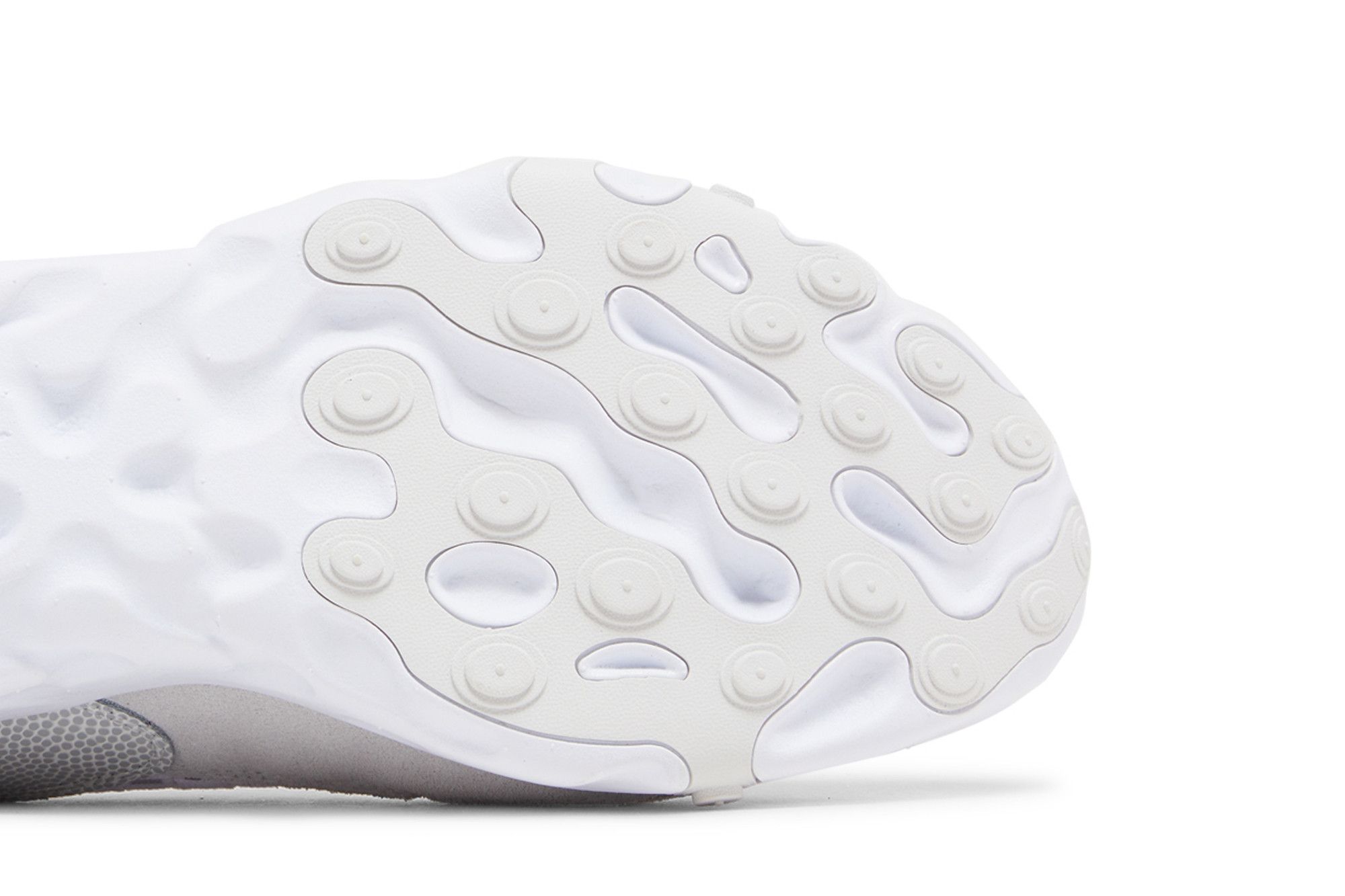 nike react sertu triple white