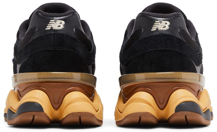 9060 Black Royal Gum