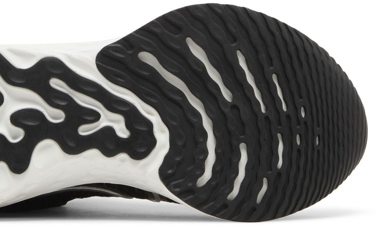 Nike Wmns React Infinity Run Flyknit 3 Black Metallic Copper