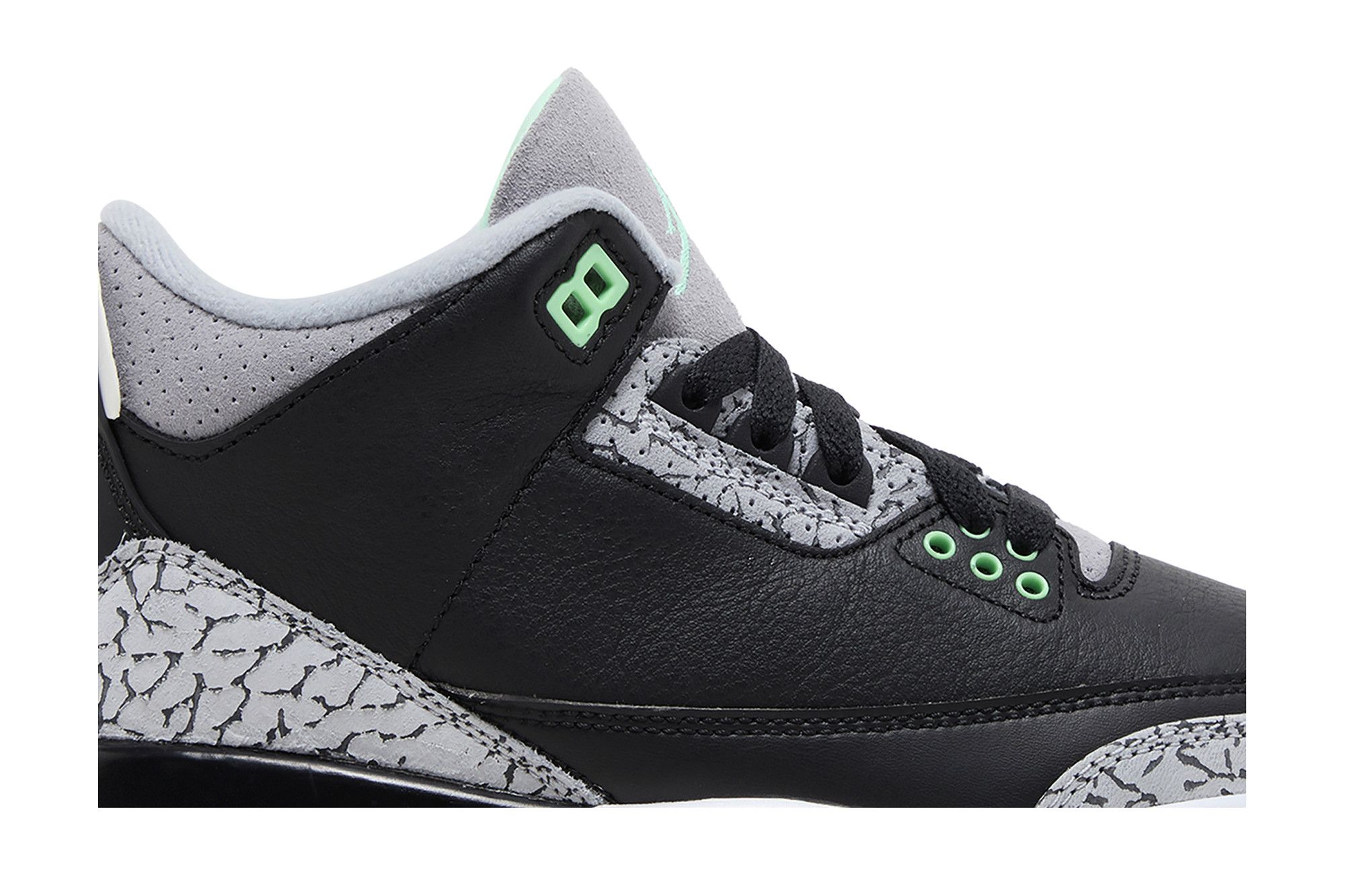 Size 4.5 Air Jordan 3 Retro GS 'Green Glow'