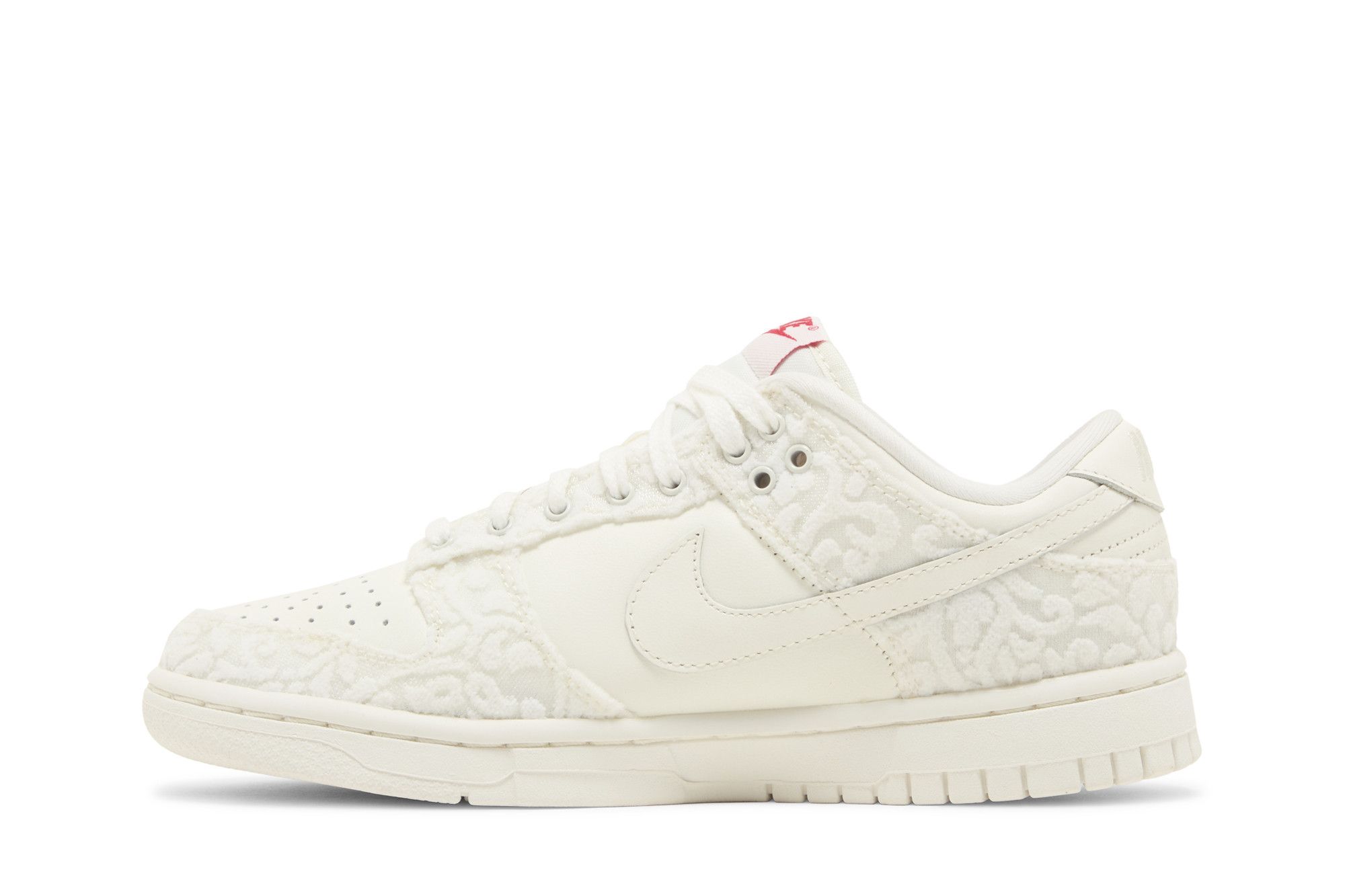 Buy Wmns Dunk Low 'Give Her Flowers' - FZ3775 133 | GOAT