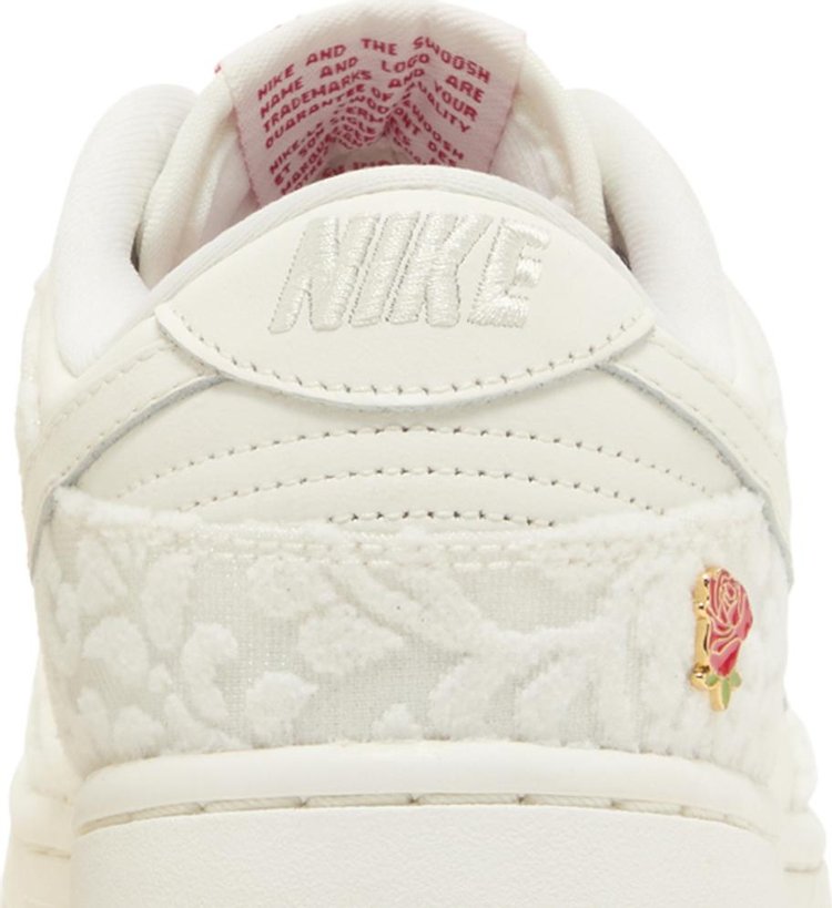 Wmns Dunk Low Give Her Flowers