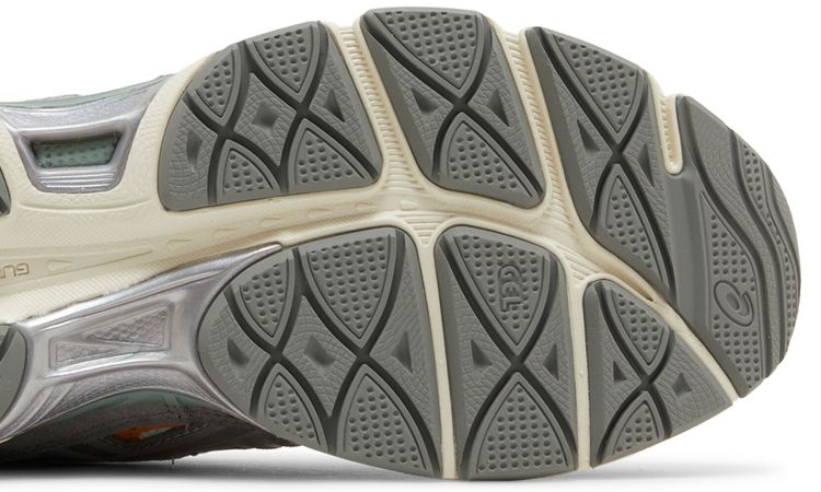 Asics Gel NYC Cream Clay Grey