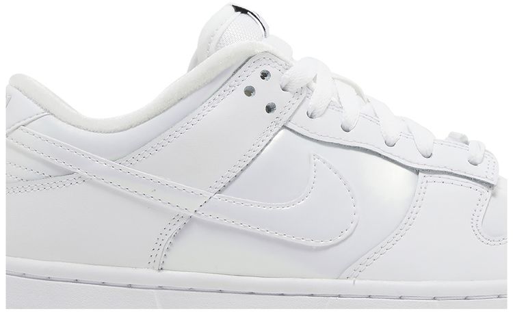 Nike Wmns Dunk Low SE Dance Pack   White Iridescent