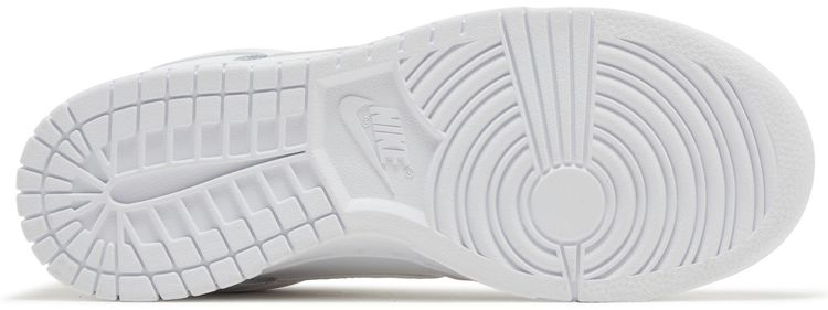 Nike Wmns Dunk Low SE Dance Pack   White Iridescent