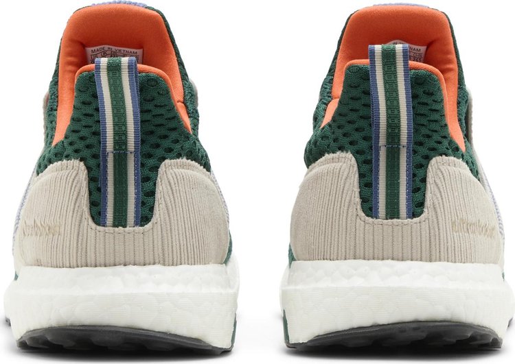 UltraBoost 10 Collegiate Green Wonder Beige