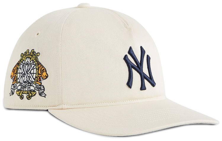 Kith For 47 New York Yankees Hitch Snapback Sandrift