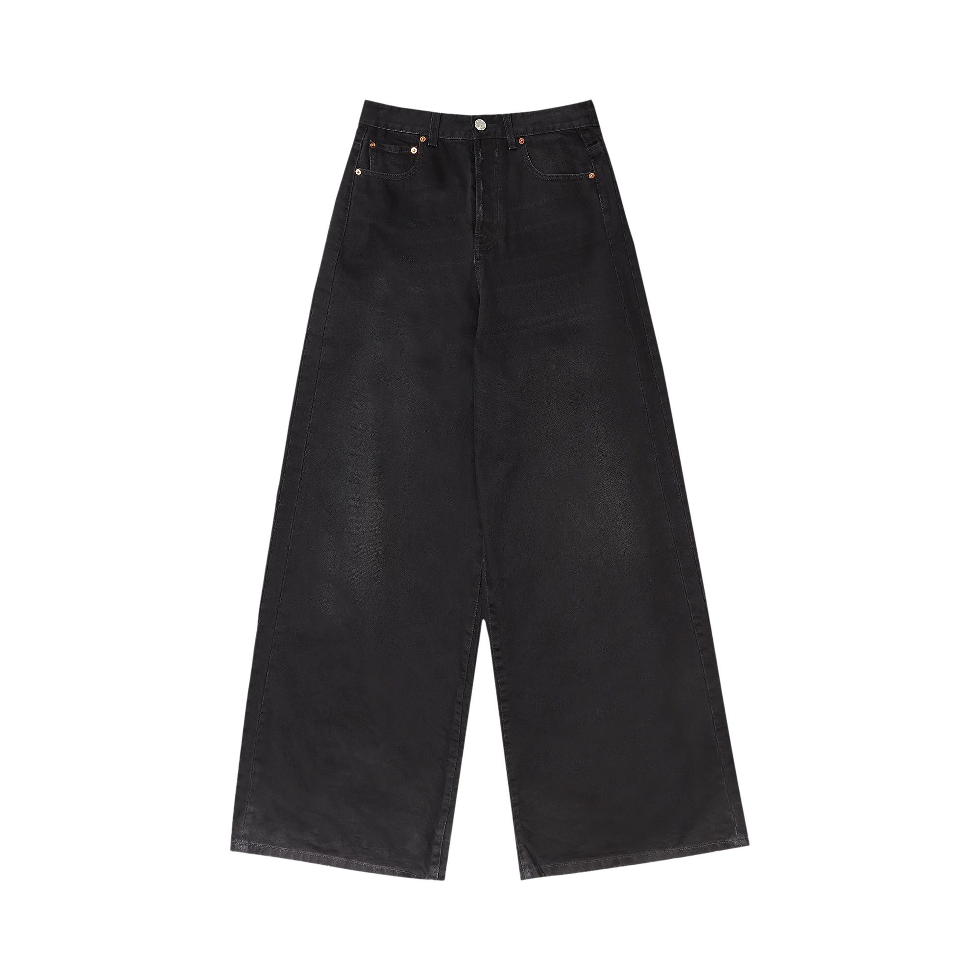 1390838_01.jpg.jpeg?width=750