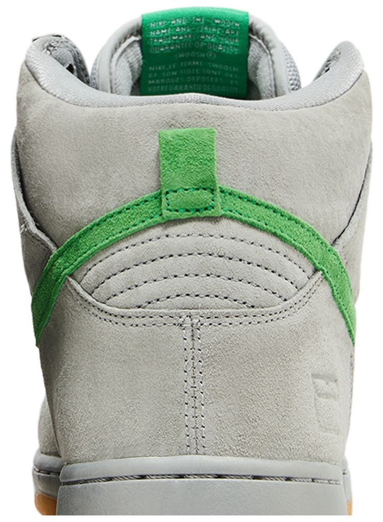 Nike SB Dunk High Silver Box