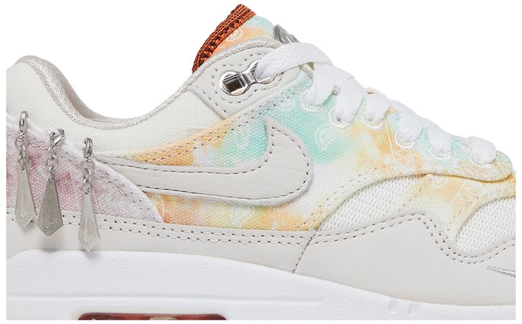 Nike Wmns Air Max 1 87 Metal Charms