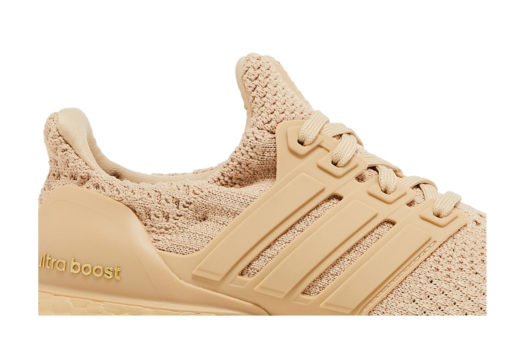 Size 9.0 Wmns UltraBoost 5.0 DNA Magic Beige