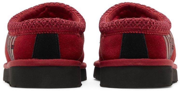 UGG Tasman Slipper Graphic Outline   Samba Red