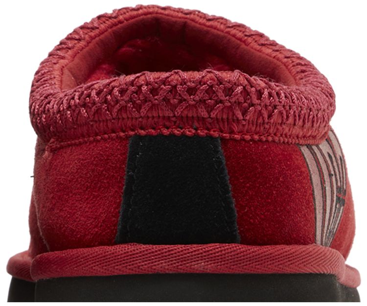 UGG Tasman Slipper Graphic Outline   Samba Red