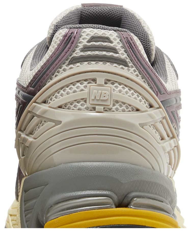 New Balance 1906R Licorice