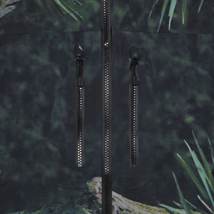 Supreme GORE TEX Taped Seam Shell Jacket Kermit The Frog