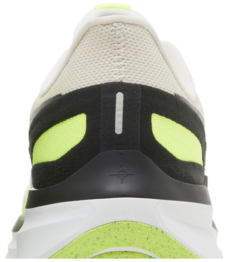 Air Zoom Structure 25 White Volt