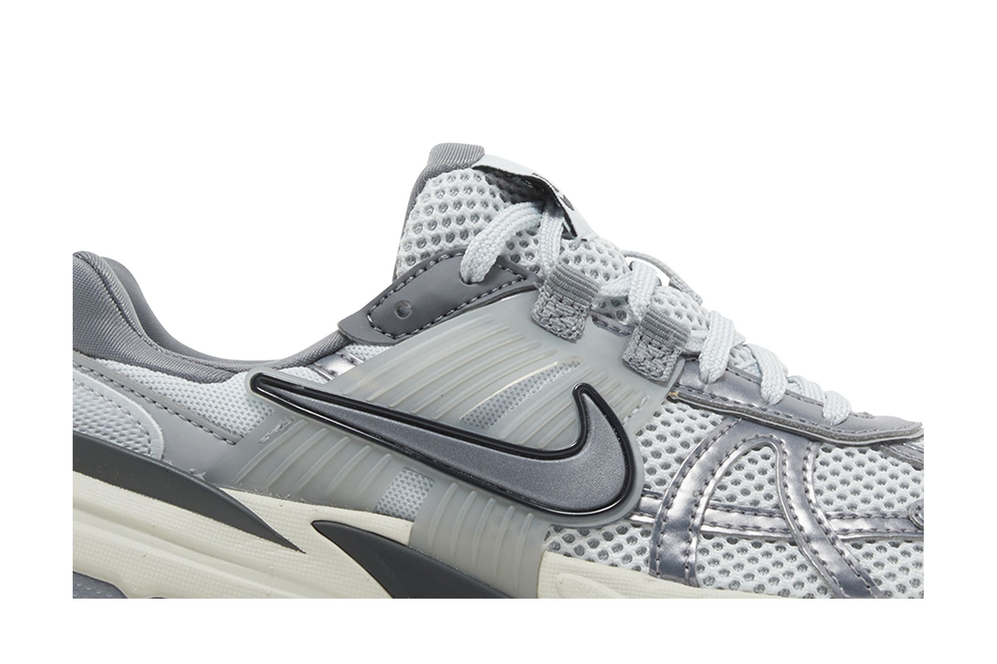 ★NIKE★V2K Run Pure Platinum Wolf Grey★FD0736-003 Nike V2K Run Pure Platinum Wolf Grey (Women's) - FD0736-003 - US