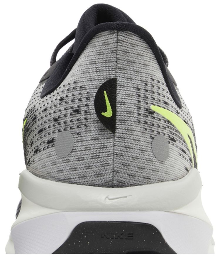 Nike Vomero 17 Black Volt