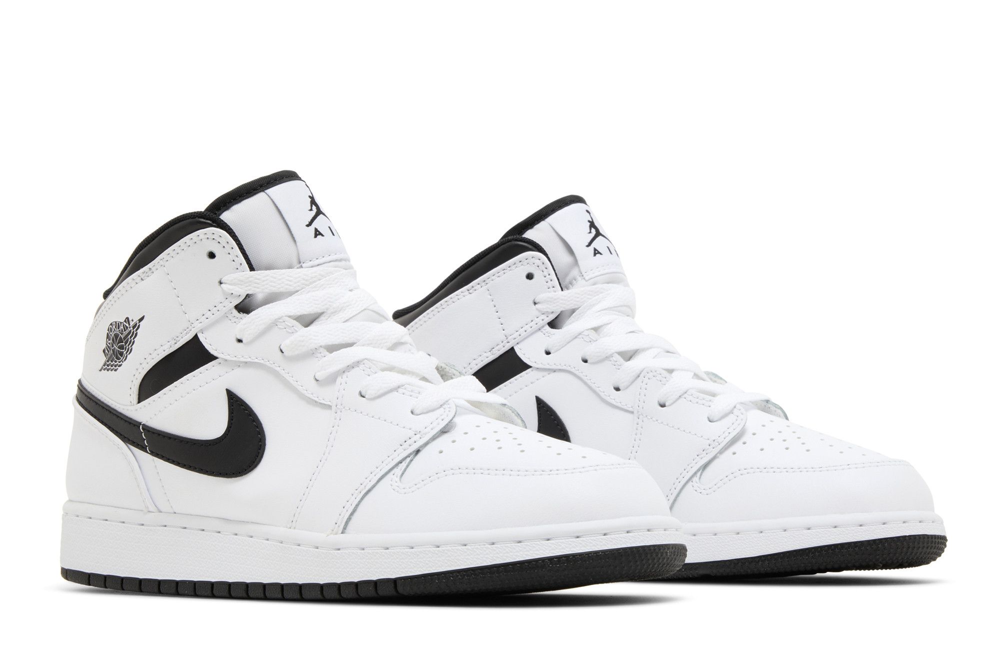 Buy Air Jordan 1 Mid GS 'White Black' - DQ8423 132 | GOAT