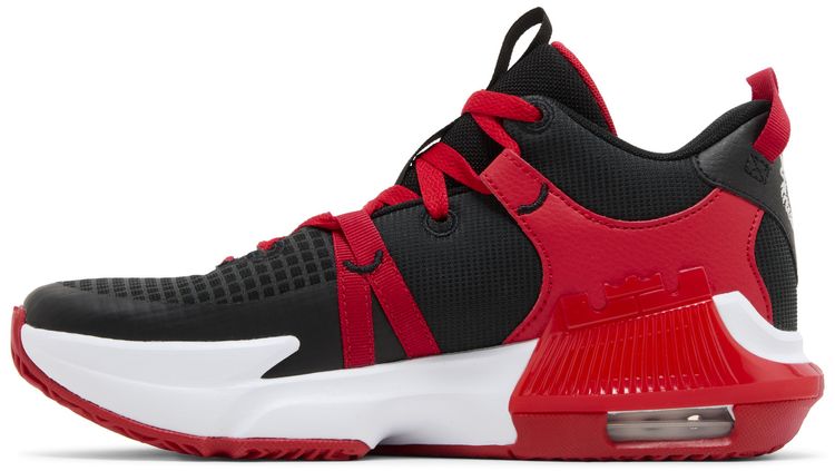 Nike LeBron Witness 7 GS Bred