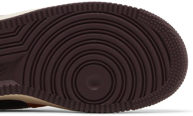 Nike Wmns Air Force 1 07 Magma Orange