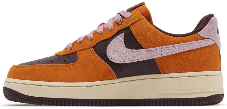 Nike Wmns Air Force 1 07 Magma Orange