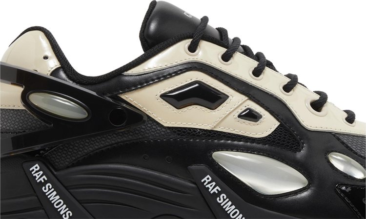 Raf Simons Cylon 21 Cream Black