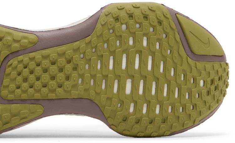 Nike Wmns ZoomX Invincible 3 Photon Dust Platinum Violet